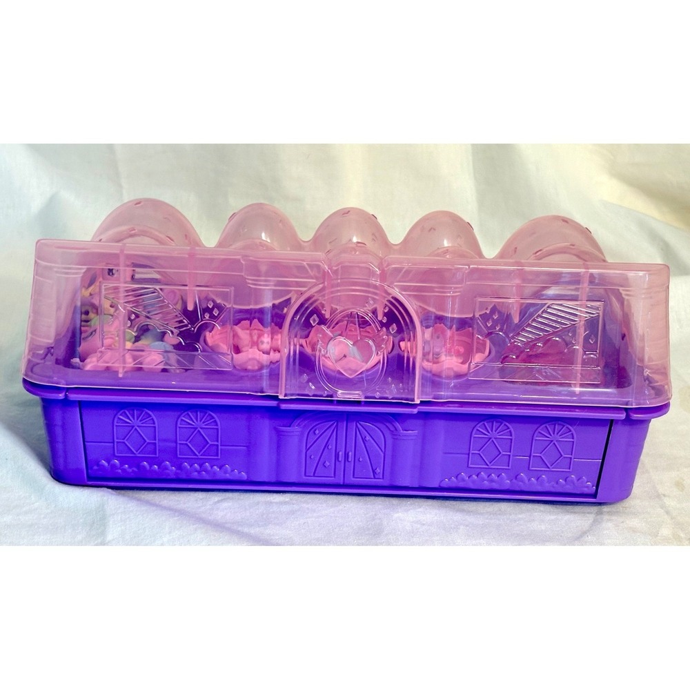 Hatchimals CollEGGtibles Unicorn Family Carton Playset Purple Case Figures